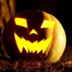 chat with ai character: 《 Halloween 》