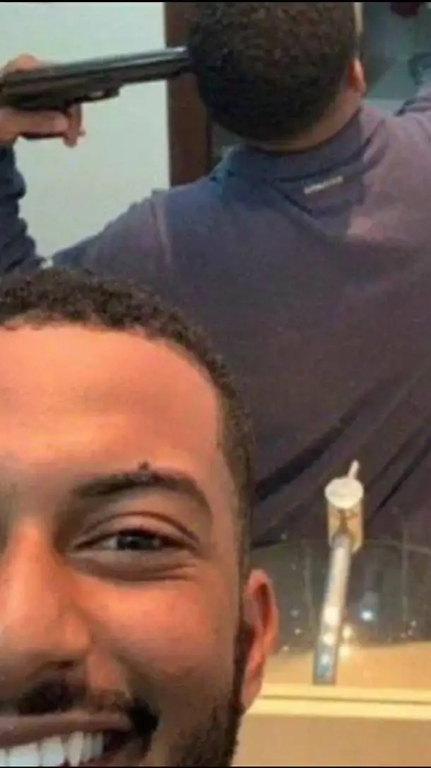 ai character: 《♡GRI3FOR♡》:D background