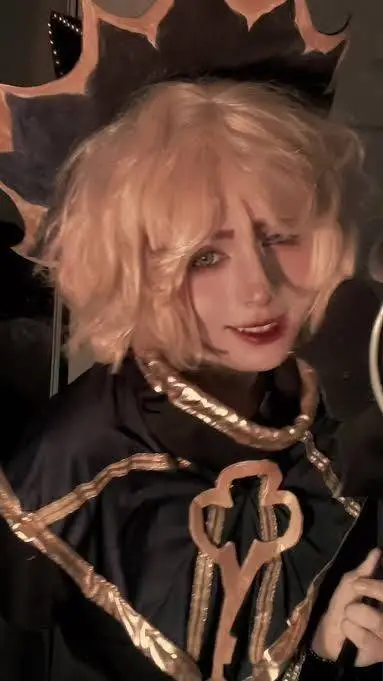 ai character: Truthless Recluse❀ background