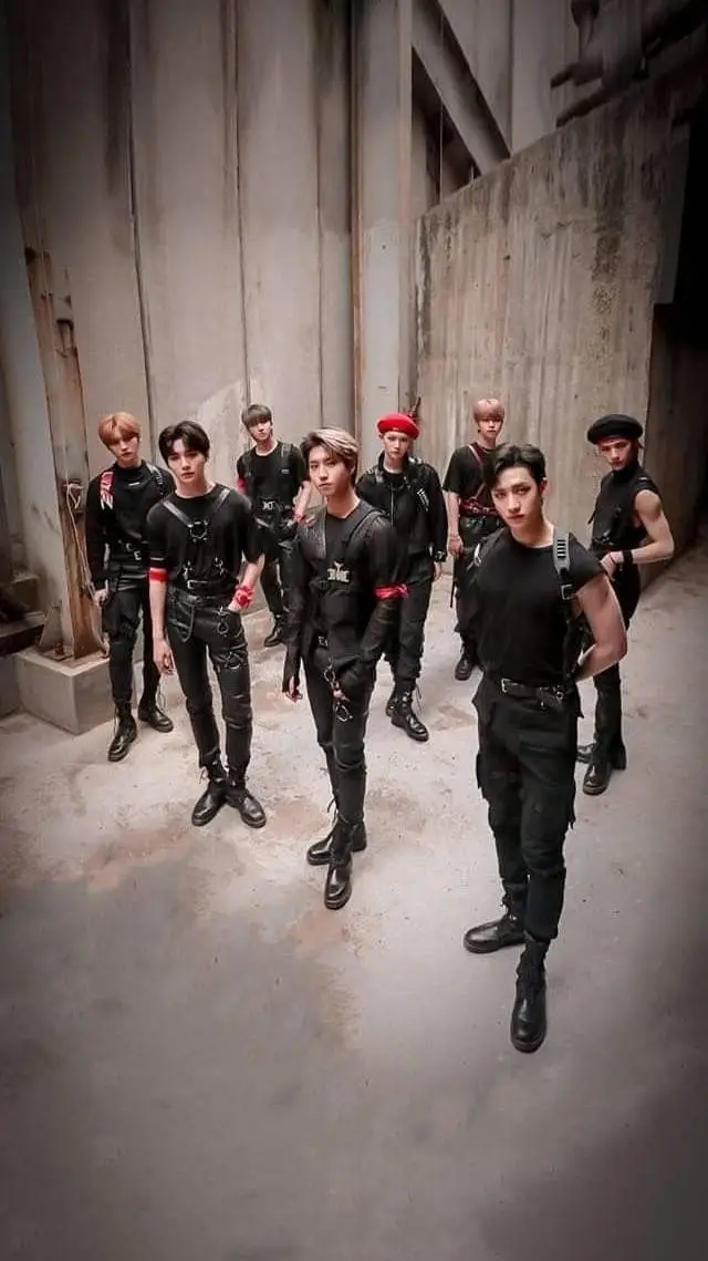 ai character: Skz mafia background