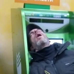 chat with ai character: ГРИШКА