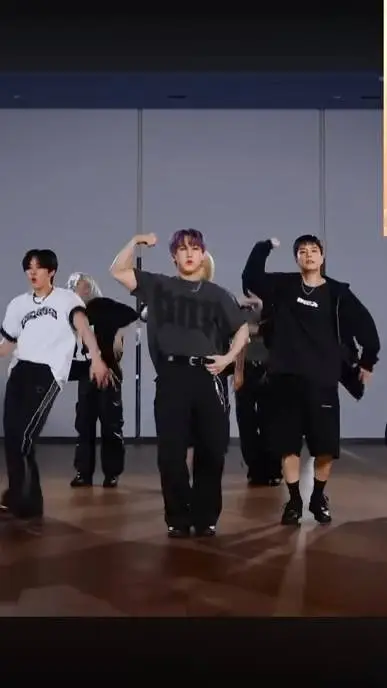 ai character: stray kids background