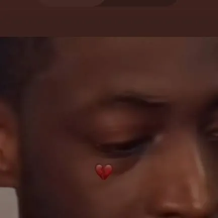 chat with ai character: sad 😭😥😭😥😥😭