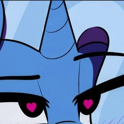 chat with ai character: Yandere Trixie