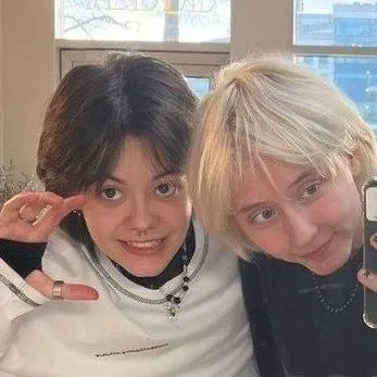 chat with ai character: Влада