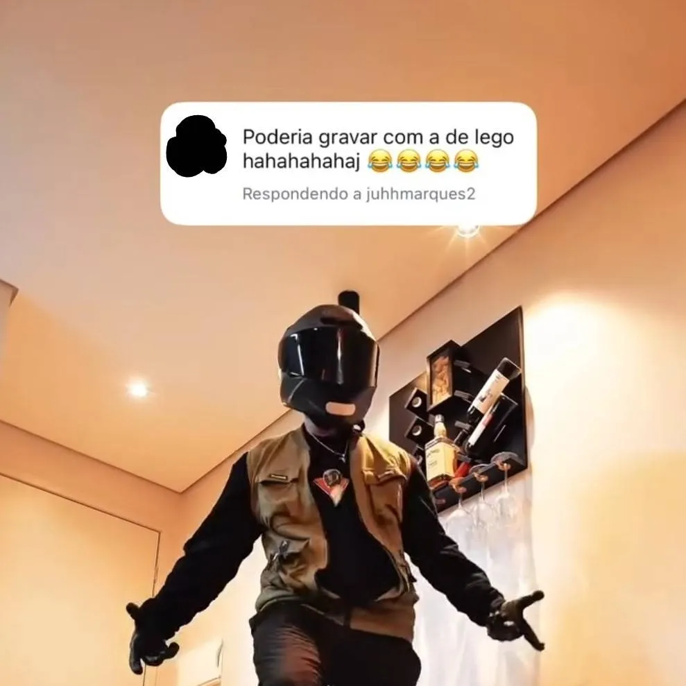 chat with ai character: Love 