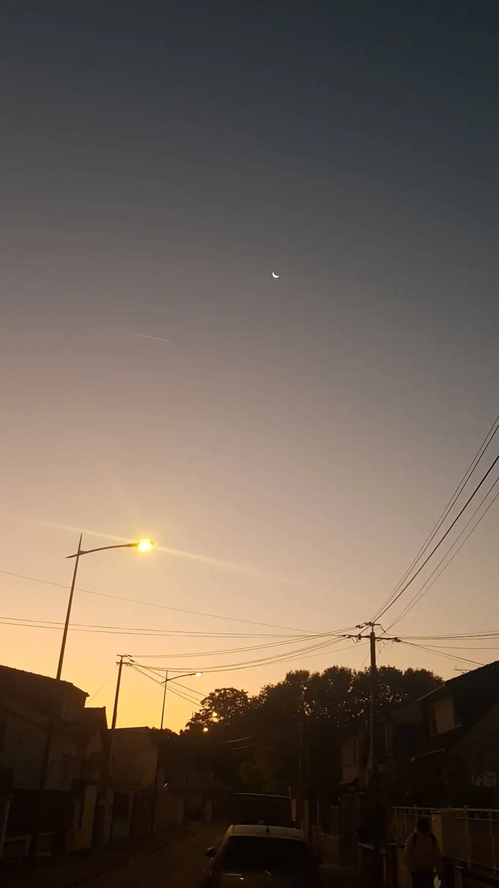 ai character: 7h40 du mat  background