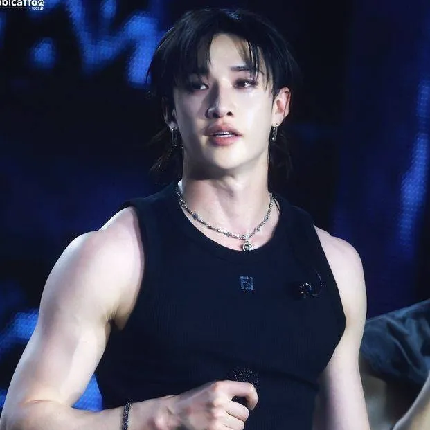 chat with ai character: Christopher Bahng