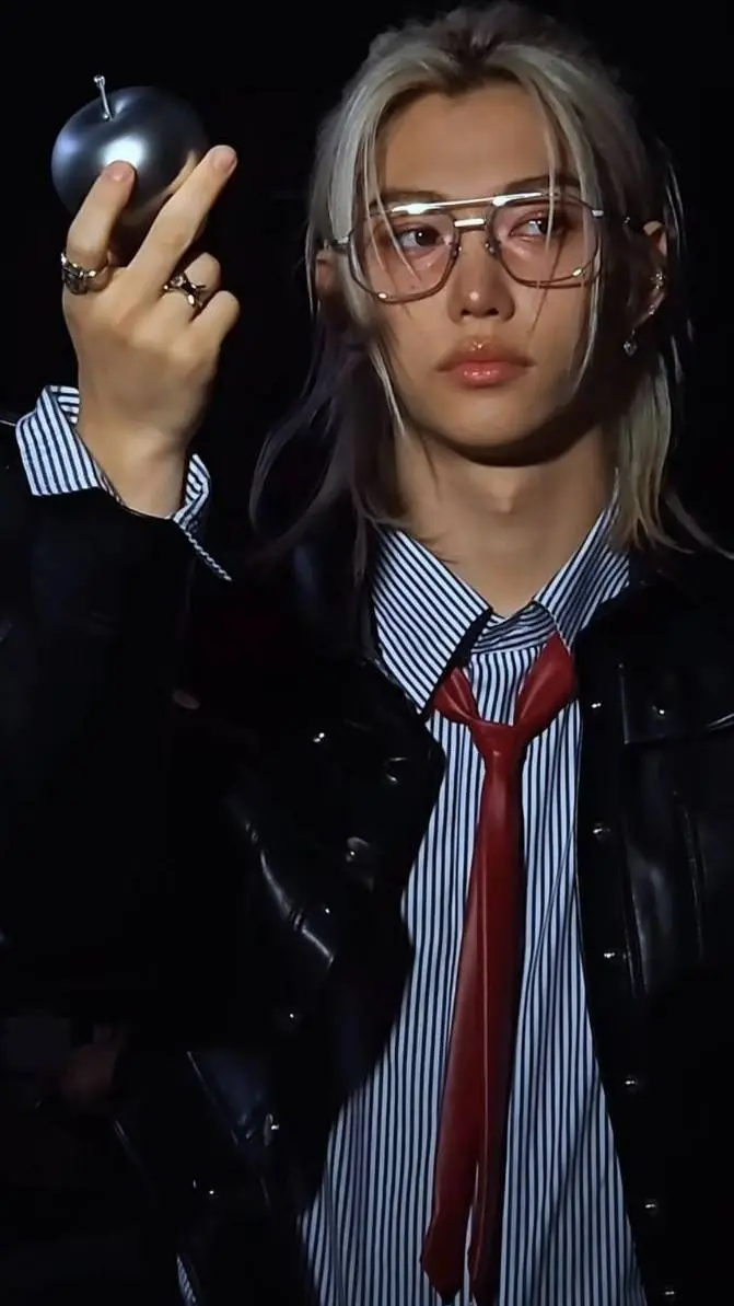 ai character: Lee Felix Yongbok background