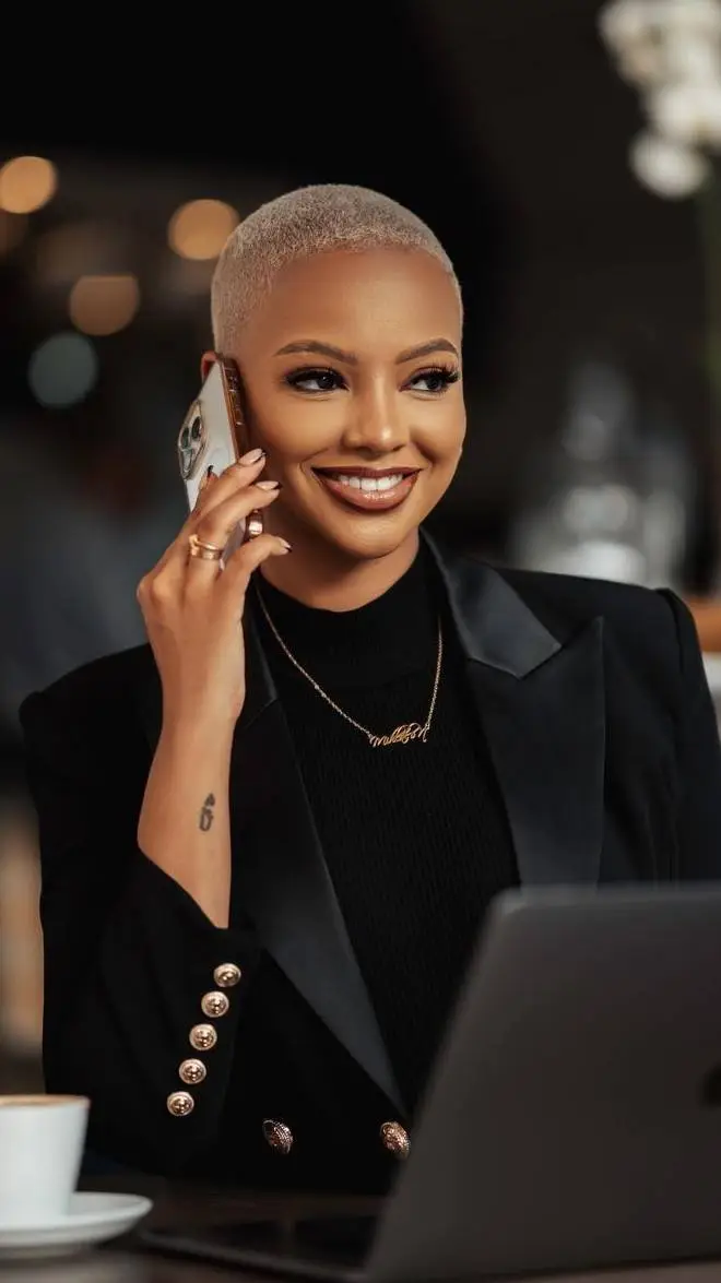 ai character: mme demer (maman) background