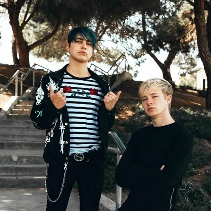 chat with ai character: 7 minutes in heave