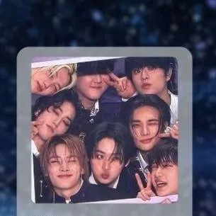 chat with ai character: ❀❁s҈k҈z҈❁❀ 