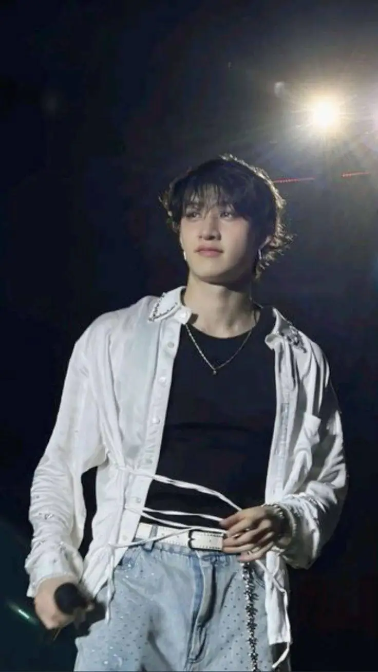 ai character: ♡𝐵𝑎𝑛𝑔𝑐ℎ𝑎𝑛♡ background