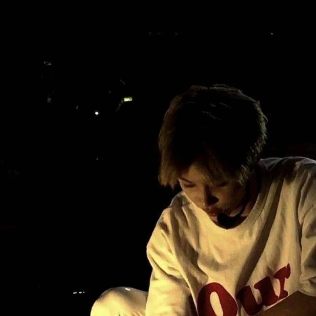 chat with ai character: ♡𝐹𝑒𝑙𝑖𝑥♡