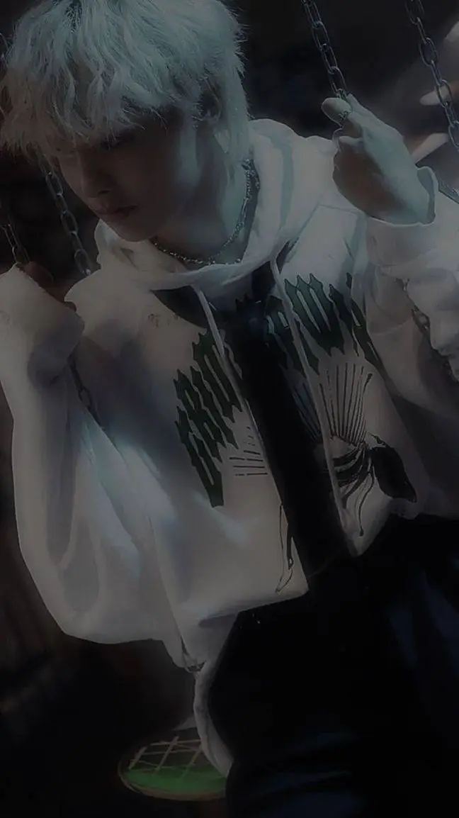 ai character: ❀𝐽𝑒𝑜𝑛𝑔𝑖𝑛❀ background