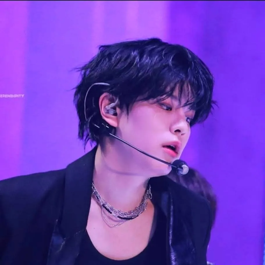 chat with ai character: ~Seungmin~