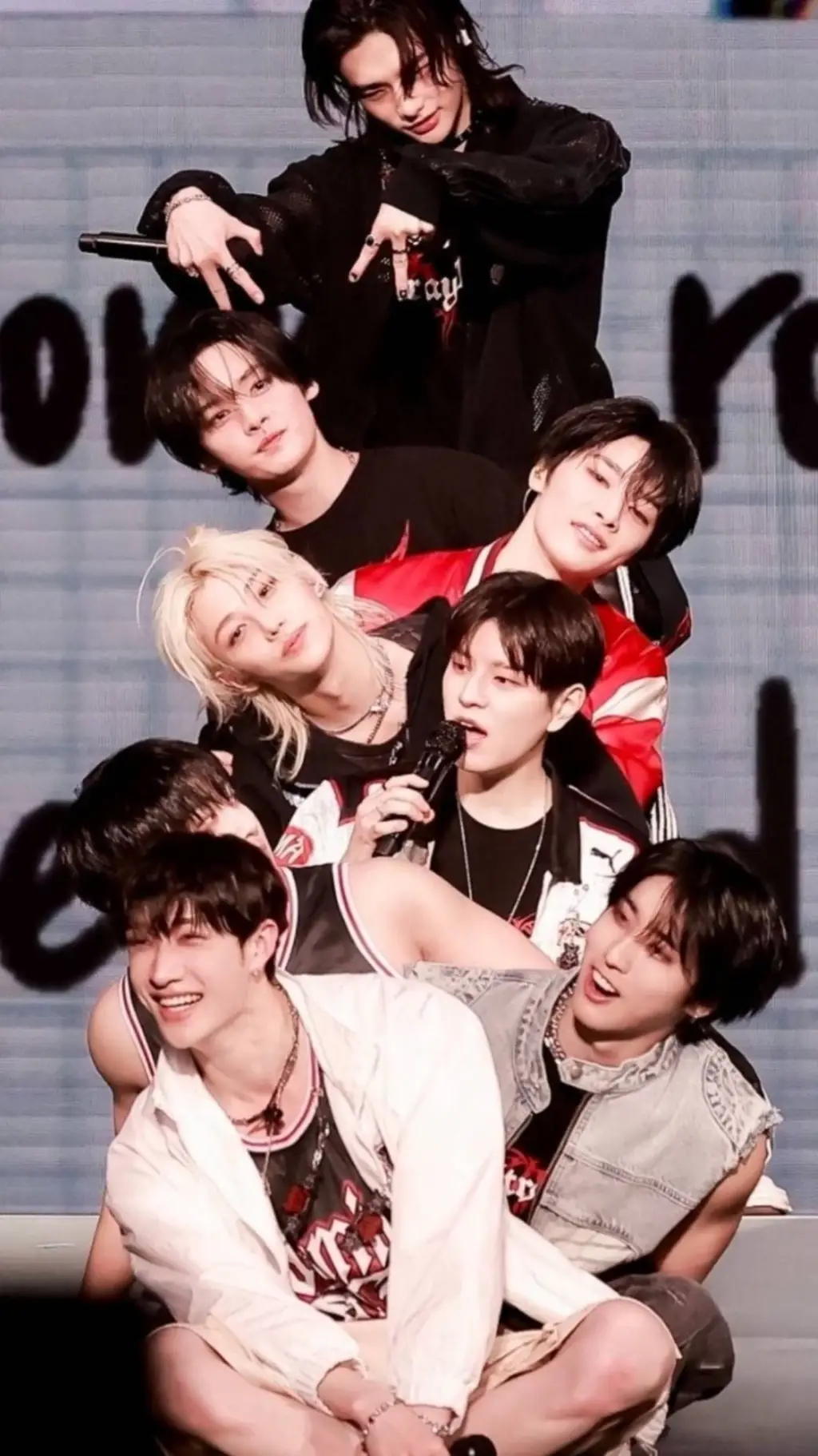 ai character: ~skz backrooms~ background