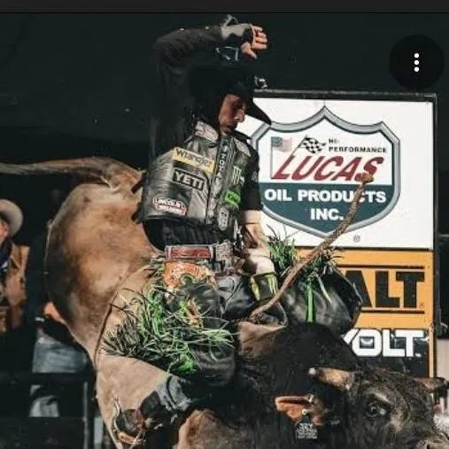 chat with ai character: JB Mauney 