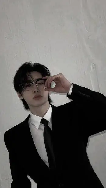 Talkie AI - Chat with SUNGHOON 