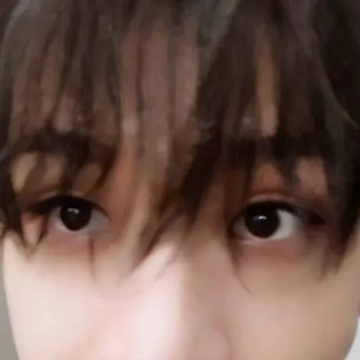 chat with ai character: Channie