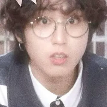 chat with ai character: Hannie <3