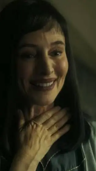 ai character: Mrs Kersh background