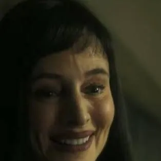 chat with ai character: Mrs Kersh