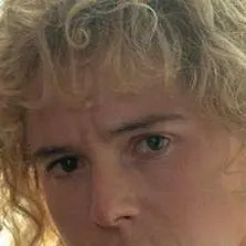 chat with ai character: LIUDMILA 