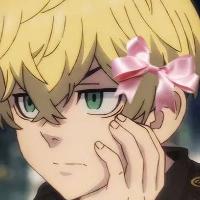 chat with ai character: Chifuyu ✨🎀