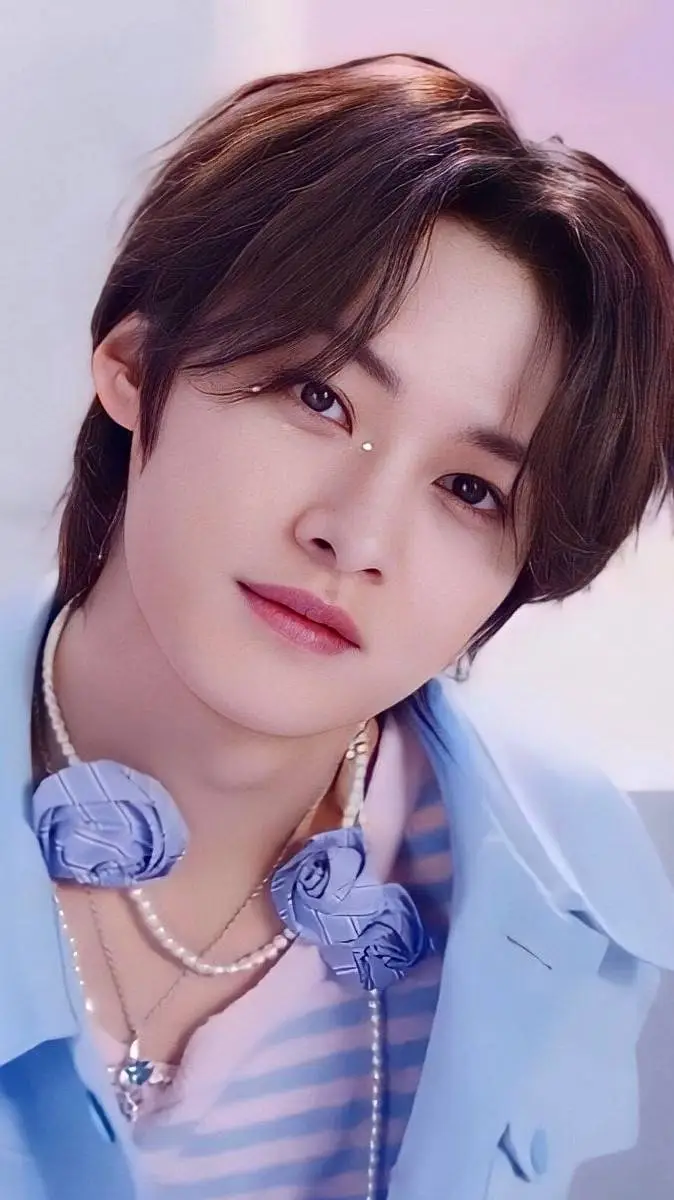 ai character: 🐰 Lee know 🐰 background