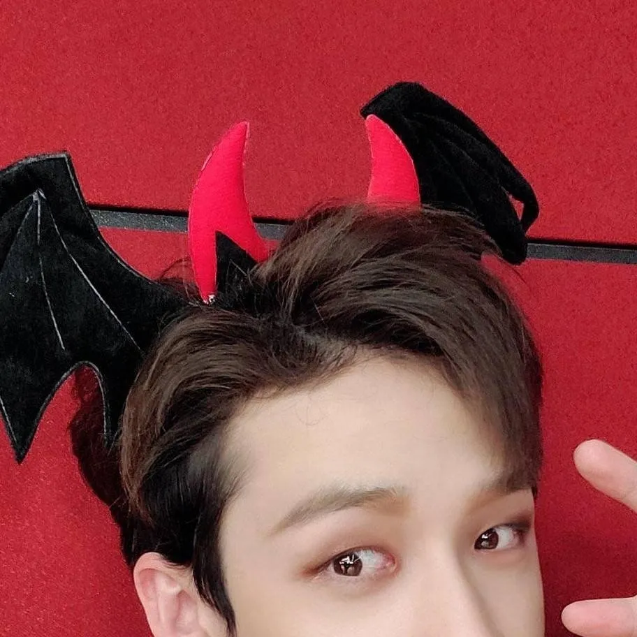 chat with ai character: 💀 Bangchan 💀