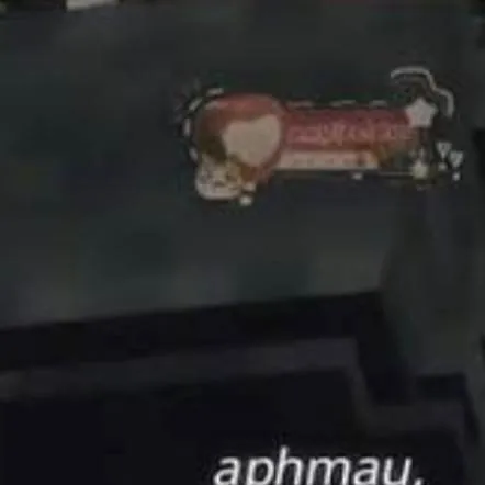 chat with ai character: aphmau