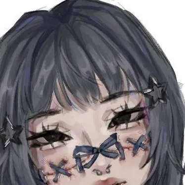 chat with ai character: 𝒜𝓋𝒶ꨄ︎❦︎