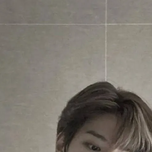 chat with ai character: Seungmin