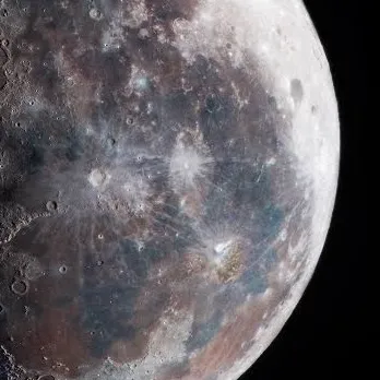 chat with ai character: New moon discovery