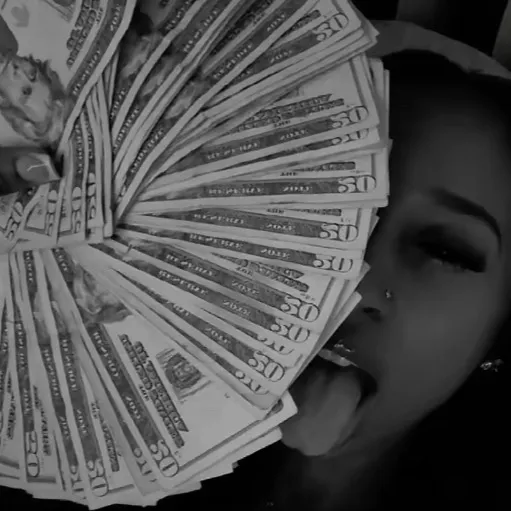 chat with ai character: Zaza👸🏾🧜🏾‍♀️