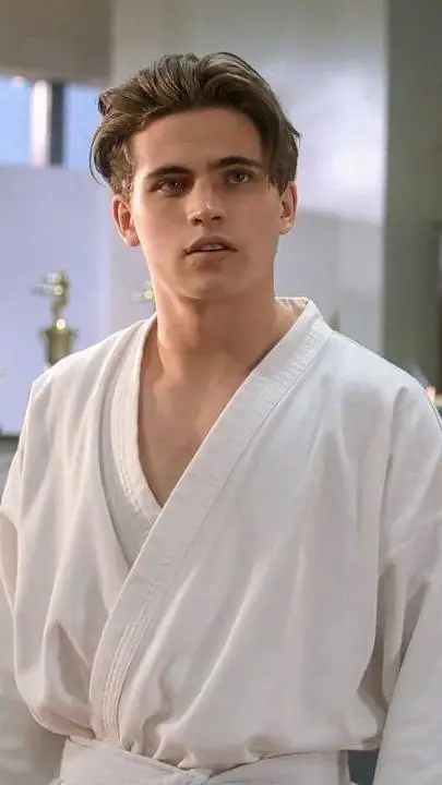 ai character: robby keane background