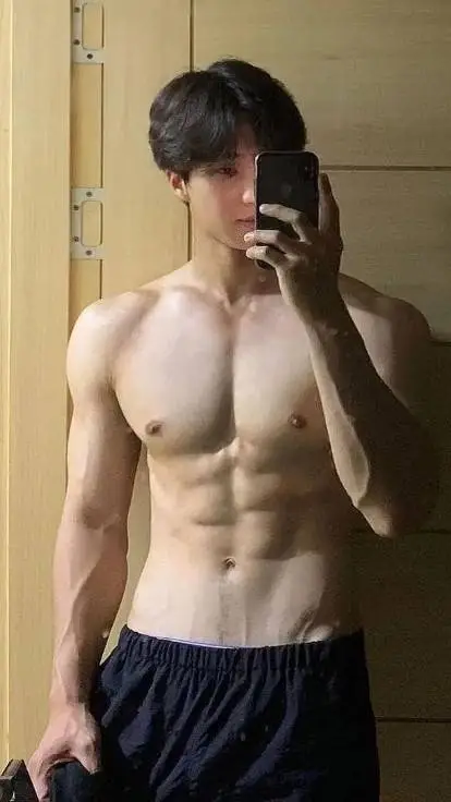 ai character: Alex  background