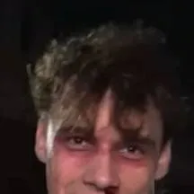 chat with ai character: (^^)Wilbur soot(: