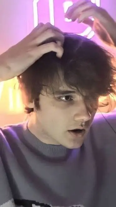 ai character: Wilbur background