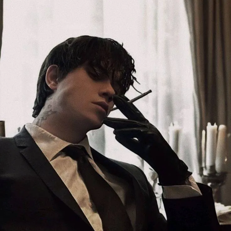 chat with ai character: † Vincent †