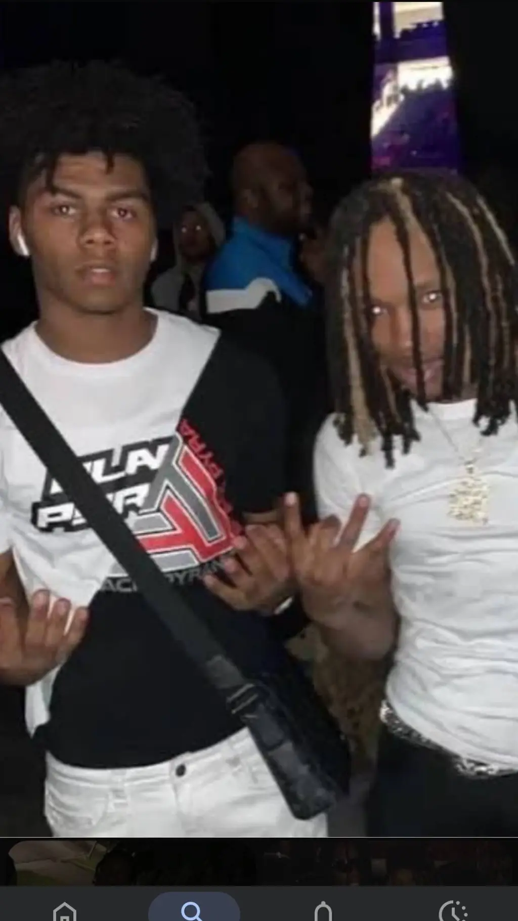 ai character: von from tha o background