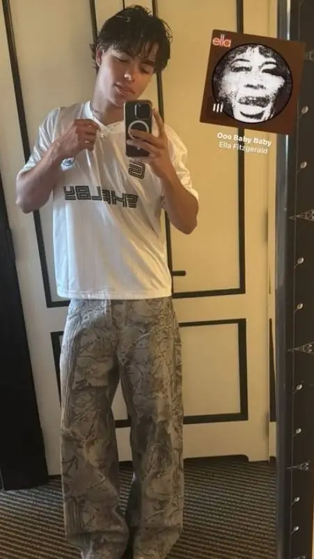 ai character: malachi  background