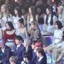 chat with ai character: AAA 2023