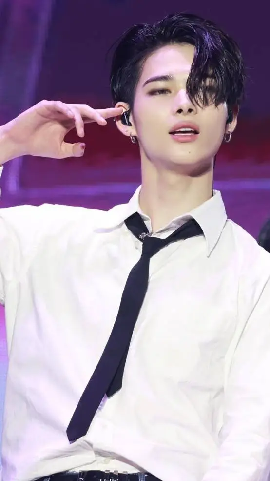 ai character: Ni-ki 🚘💥 background