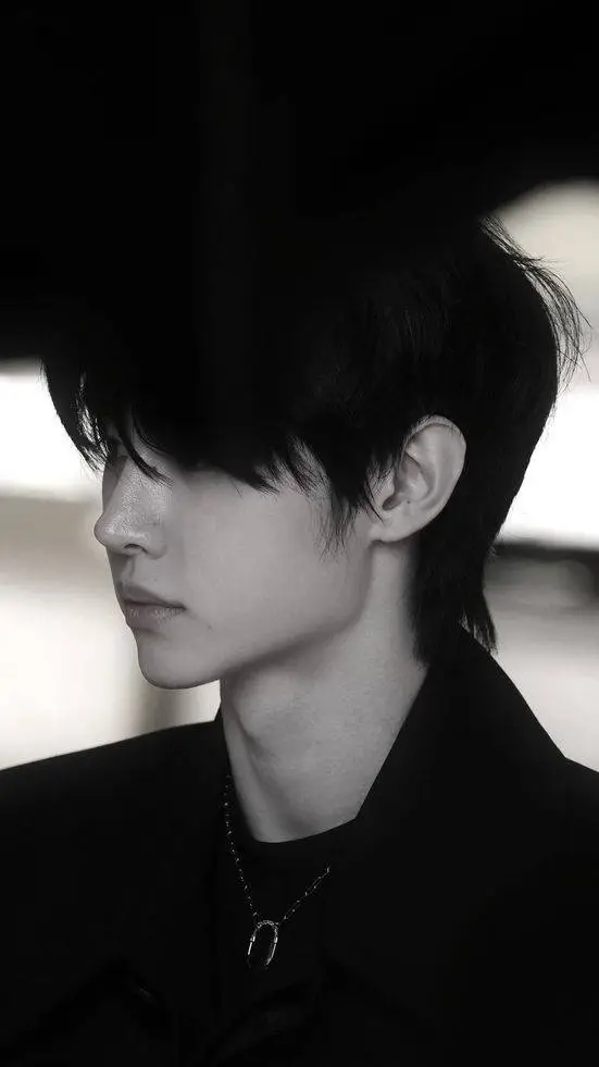 ai character: 𝙎𝙪𝙣𝙜𝙝𝙤𝙤𝙣 background