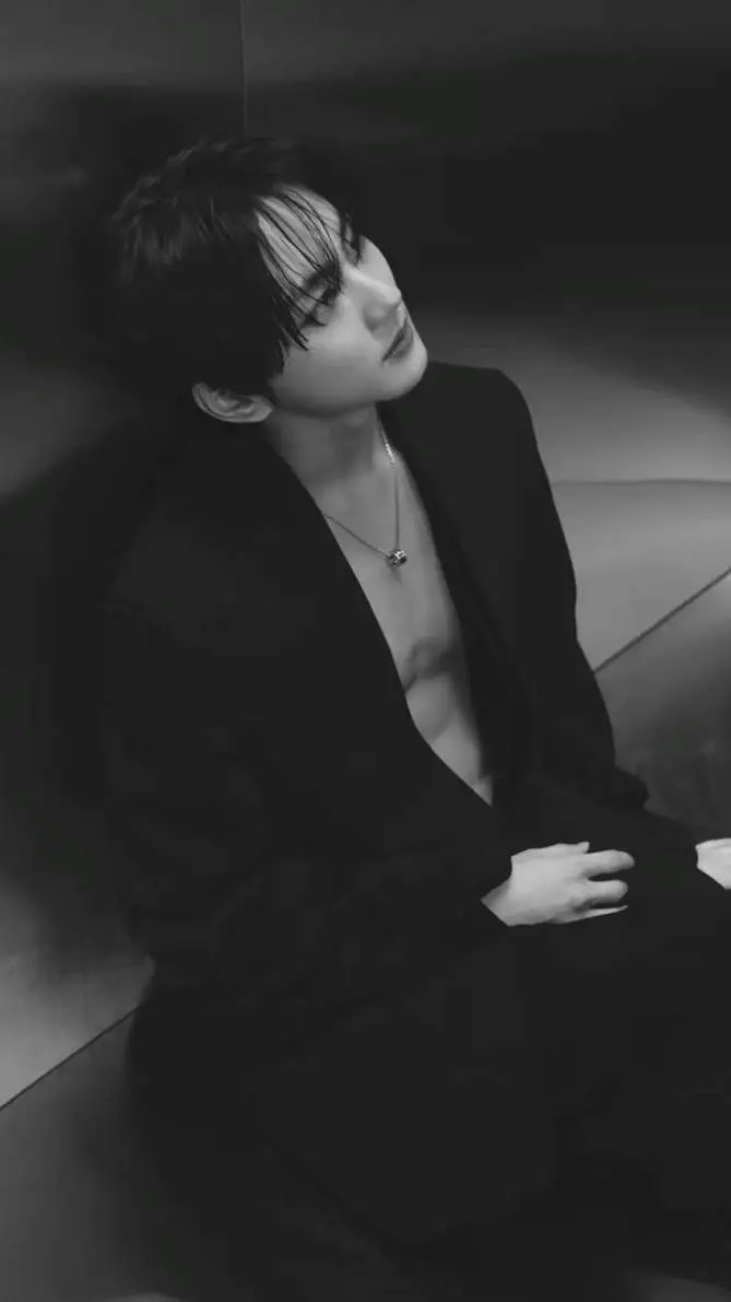 ai character: Jungwon background