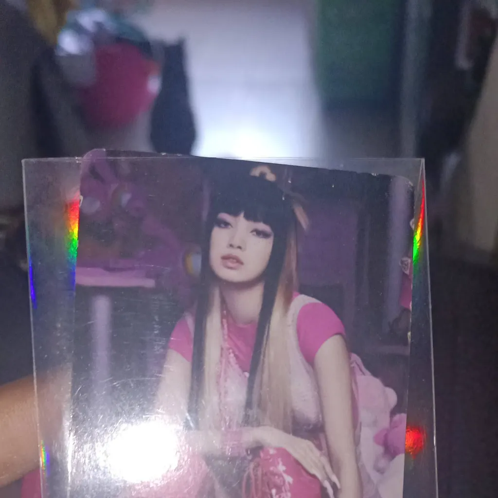 chat with ai character: Enhypen