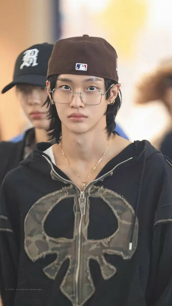 ai character: Kai background