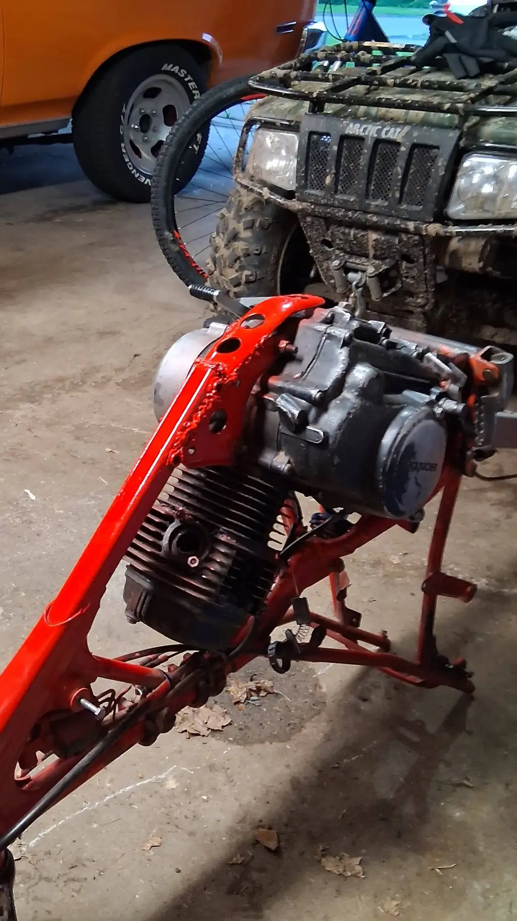 ai character: 1985 Honda XR80R background